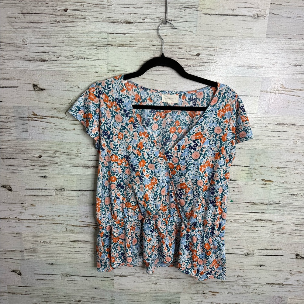MELLODAY Floral V-Neck Blouse in Orange and Blue top size medium